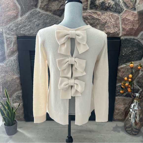 Club Monaco Sweaters - Club Monaco Cashmere Bow Sweater